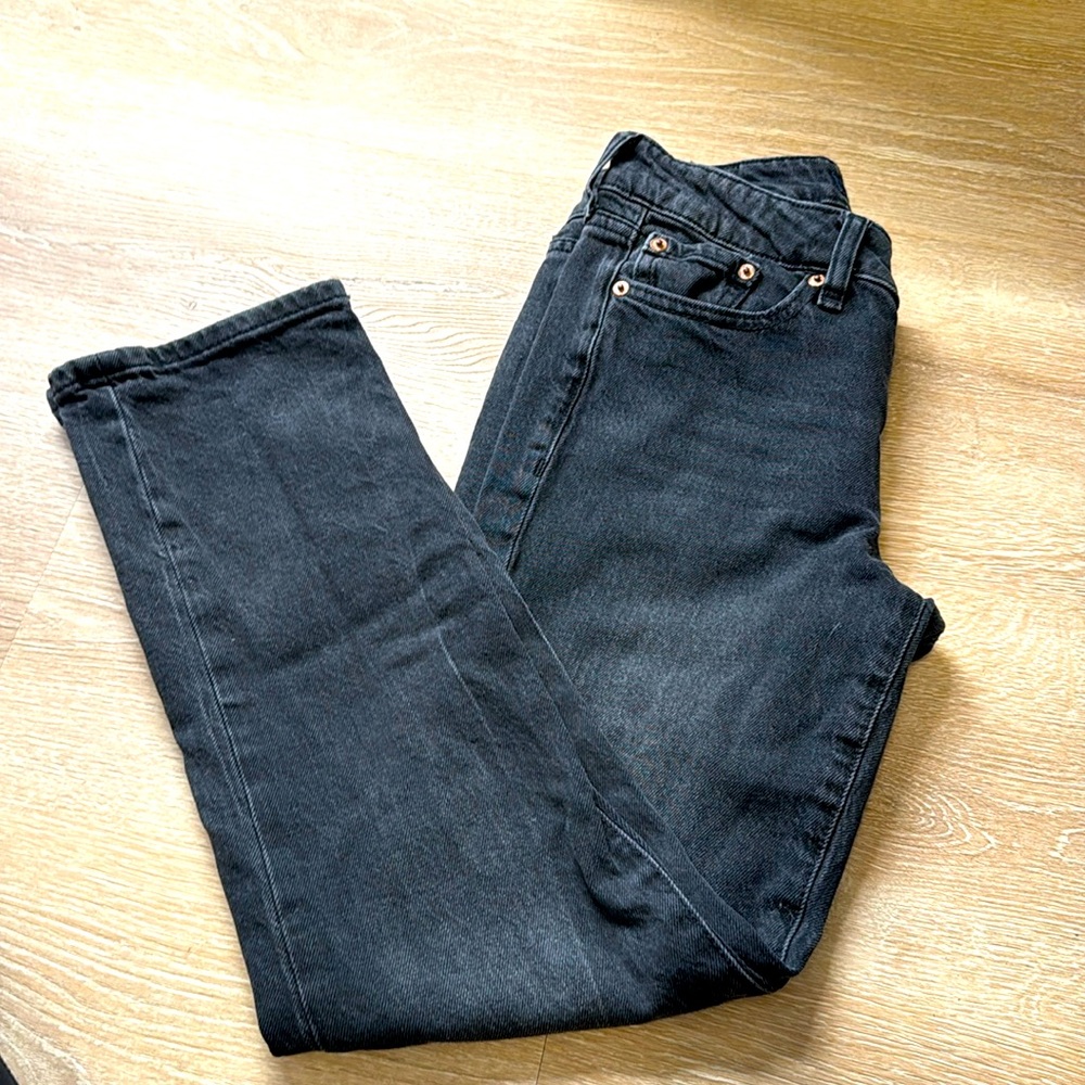 Aeropostale Mid Rise Ankle Straight Jeans